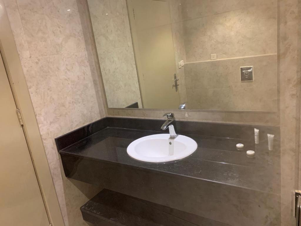 Almakan Hotel 113 Эр-Рияд Экстерьер фото